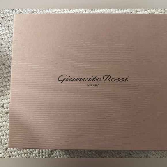 Gianvito Rossi Selah Off White Feather Embellished Satin Heels 39.5 US 8.5 - 9.5 - Picture 12 of 13